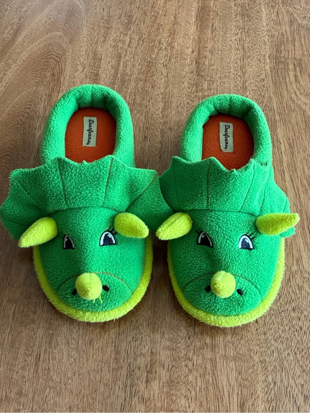 Dearfoams Kids Dinosaur Triceratops Slippers Green Size 13-1 Plush